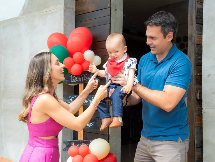 Aniversários de Lourenço 1 aninho - Festa Tema Fazendinha no Bedrock Garden em Brasília