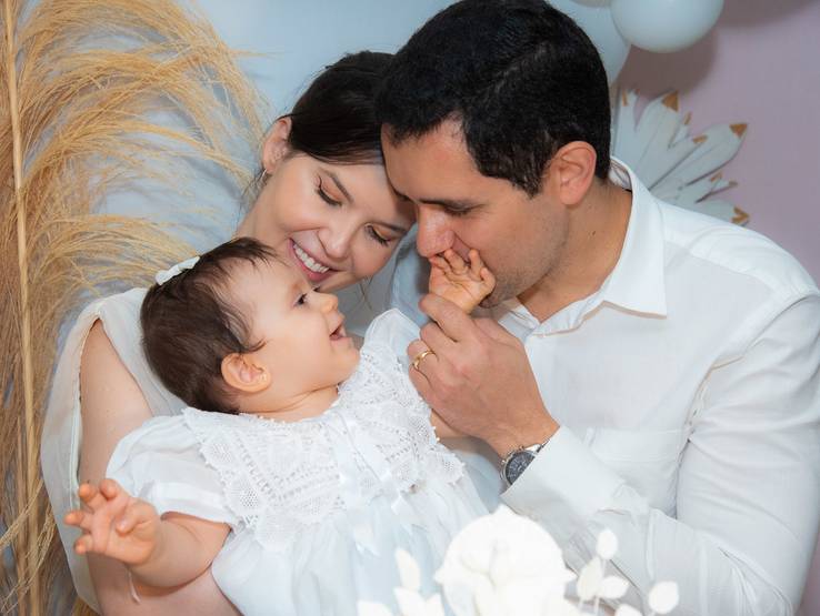 Aniversários de Cobertura de Fotografia e Vídeo: Batizado da Maria Cecília -  Um Dia de Luz: O Lindo Batizado da Doce Maria Cecília em Brasília