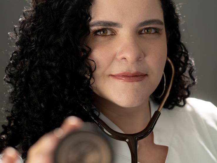 Posicionamento de Imagem de RETRATOS PARA MAYARA LOUSANO