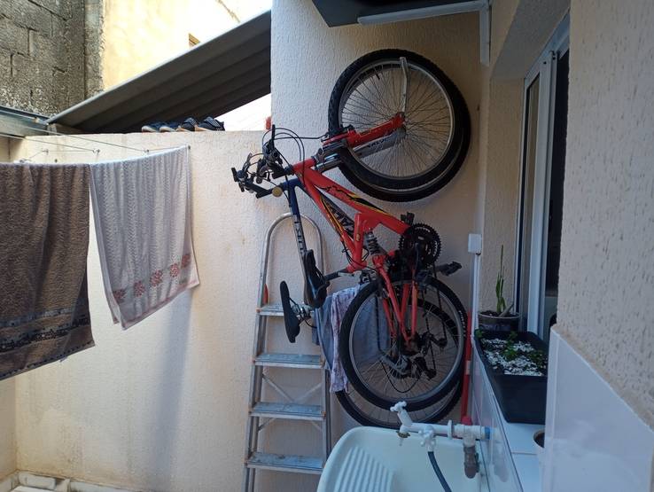 SOBRADO de VENDO SOBRADO EM CONDOMÍNIO