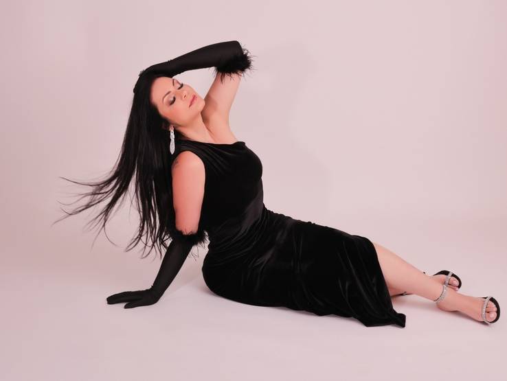 Feminino de Ensaio Aline Lins