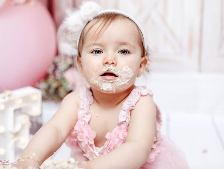 Batizados de Sessão do Primeiro ANINHO desta linda Princesinha - Ano de 2024