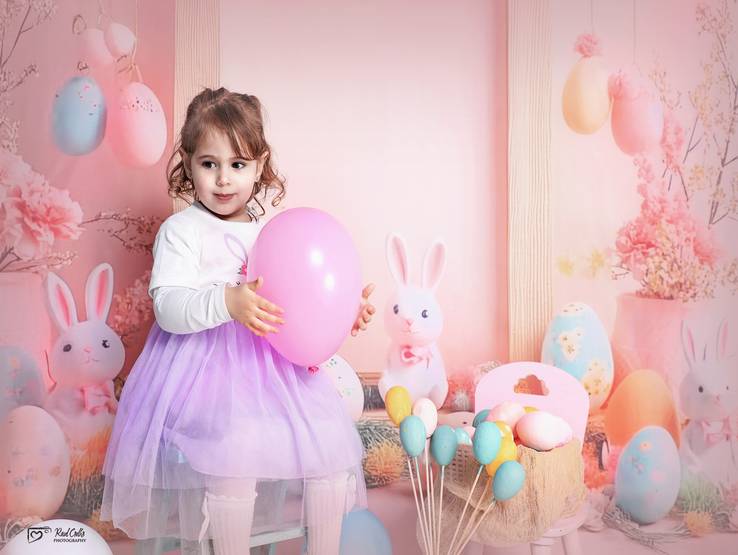 Criança de Sessão PÁSCOA da Luana - Abril de 2025 - RC Digital Vinhais