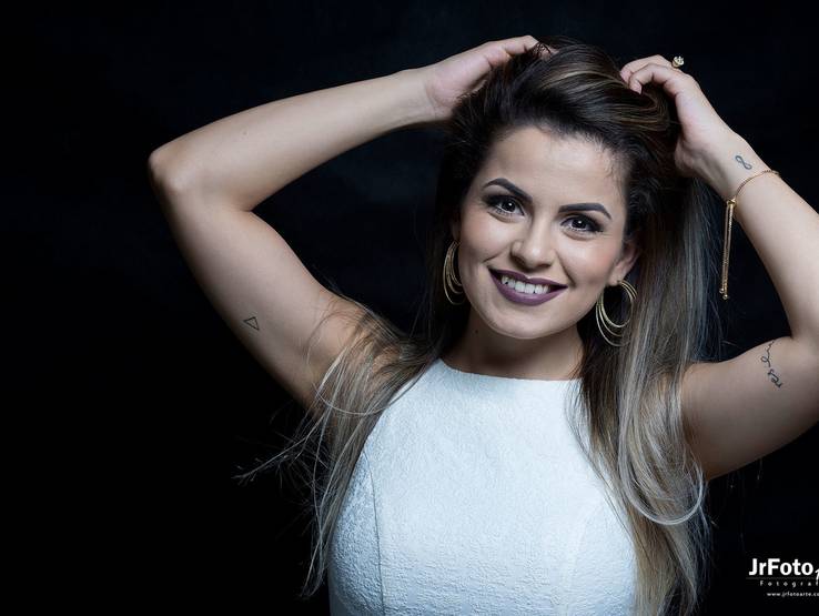 Estúdio JrFoto Arte de Daniela Menezes - Make Up & Sobrancelha