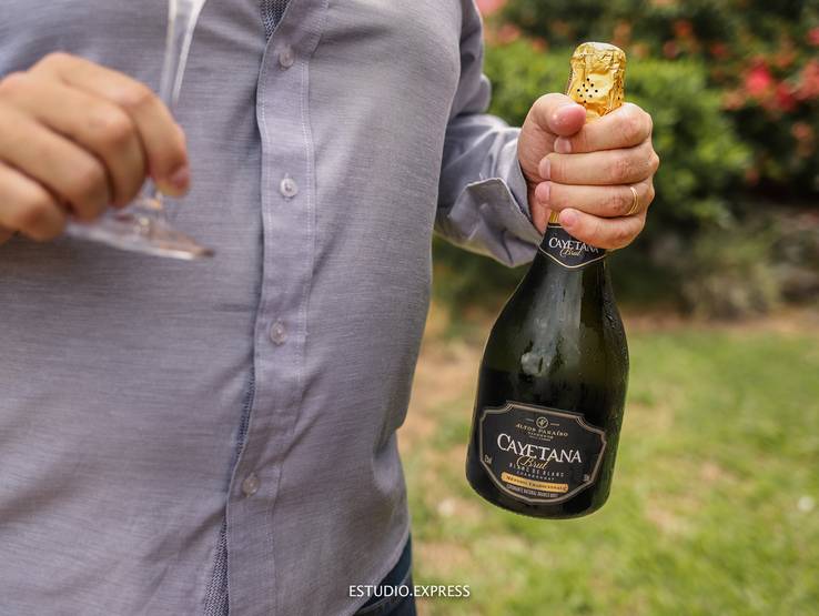 Outros  de Lançamento Espumante CAYETANA
