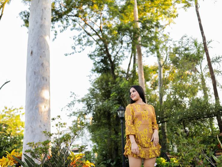 Pre 15 años  de LARISSA