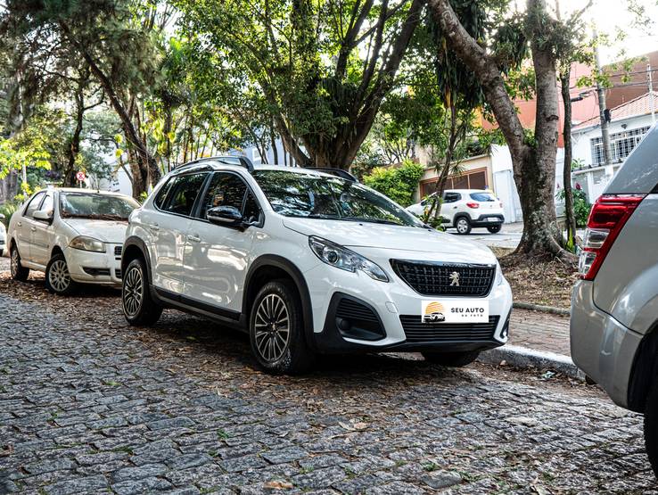 Fotografias Automotivas de Peugeot 2008 