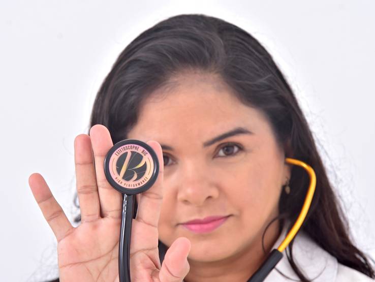 Perfil Profissional de Ensaio para Perfil profissional de Sâmya 