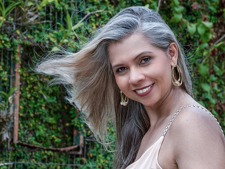 Feminino de Camila Gillet