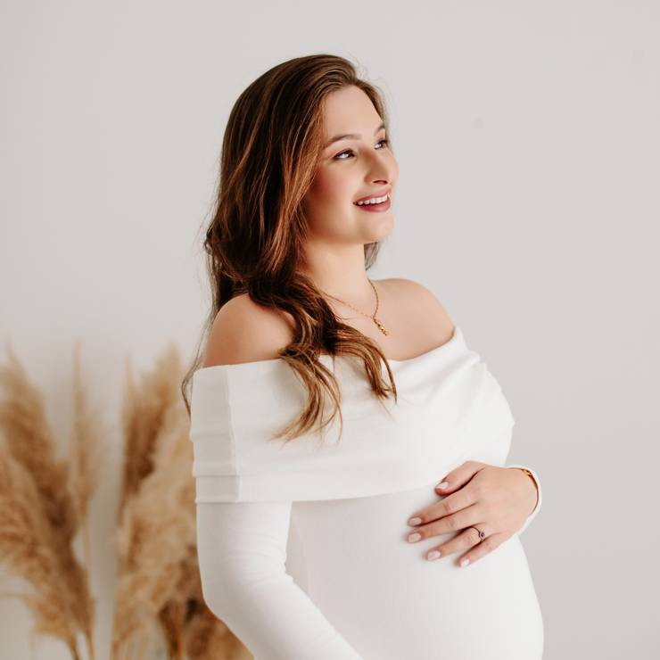 Gestante de Natieli, Thomaz & Clara