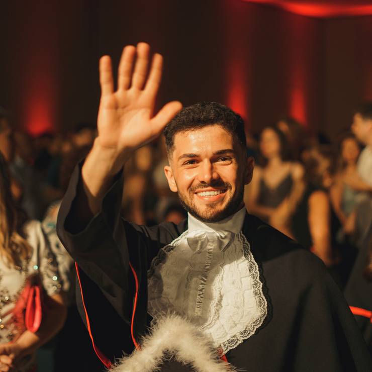 Formaturas de Otávio Scheffer Gomes