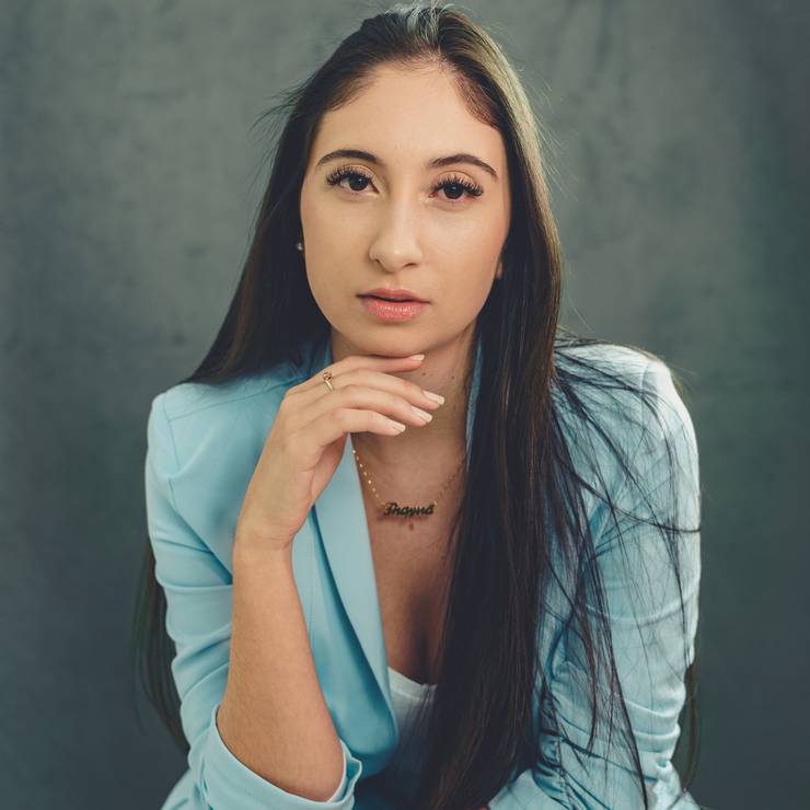 Ensaio Empresarial de Thayna Demetrio