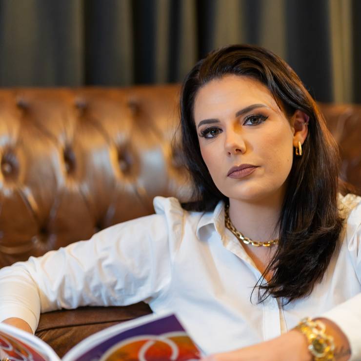 Ensaio Empresarial de Caren Francieli