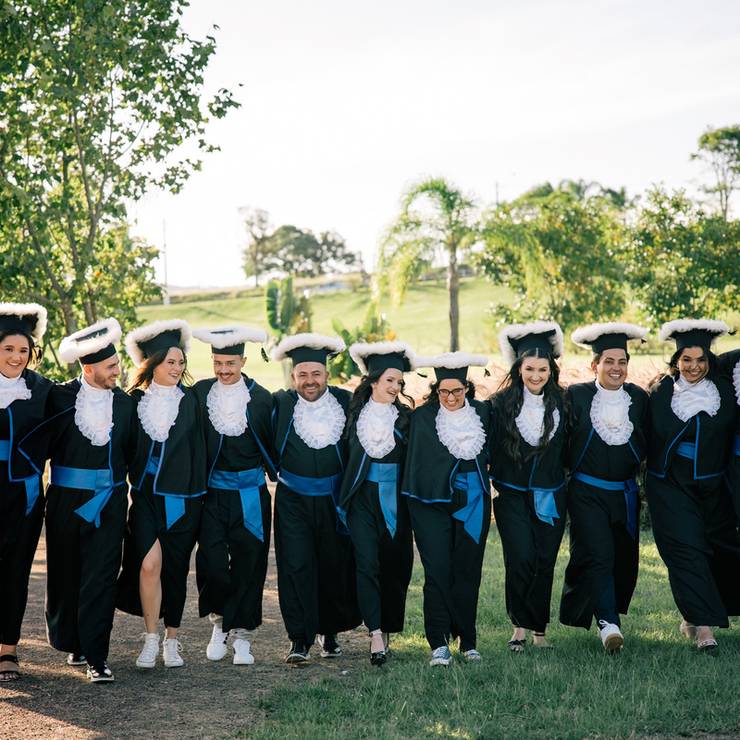 Formaturas de Ensaio de Toga - Turma de ADM