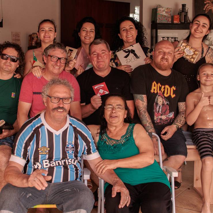 Encontro de Família de Amigo Secreto da Família