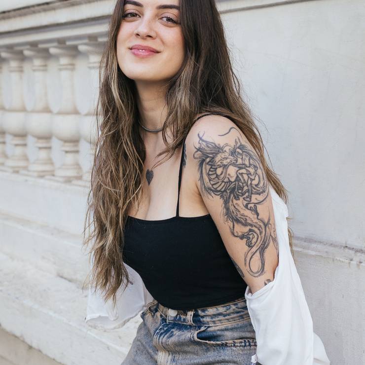 Feminino de Gabriela Patussi