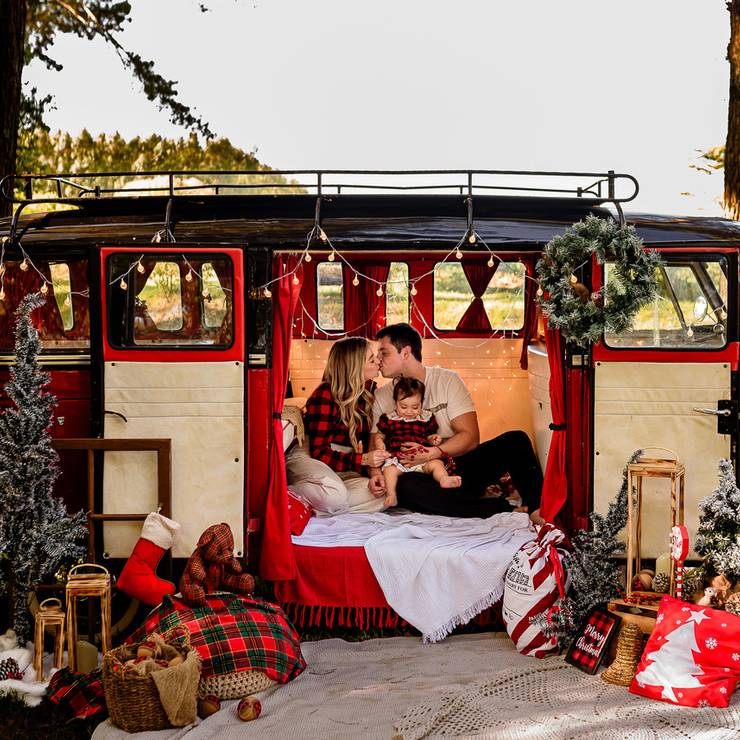 Natal de Natal 2023 Embarque na Kombi Natalina: Uma Viagem Mágica e cheia de Emoção!❤️