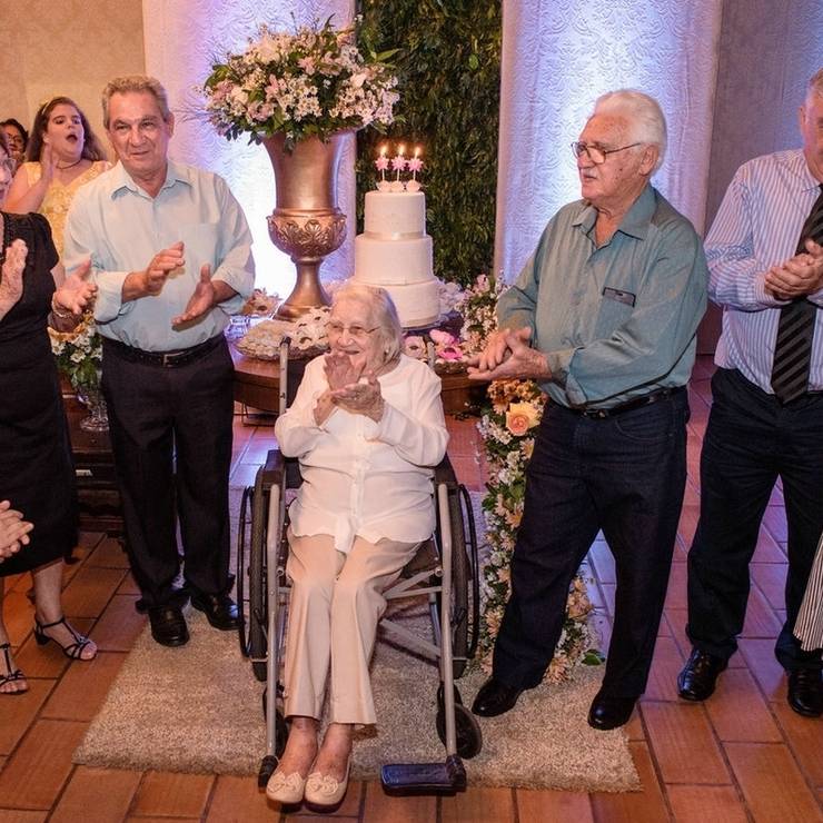 ANIVERSÁRIOS de Maria Parisi | 100 Anos