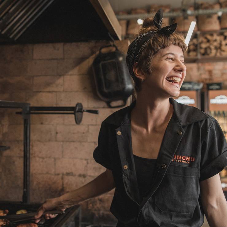 comercial de equipe do Chinchu trabalhando