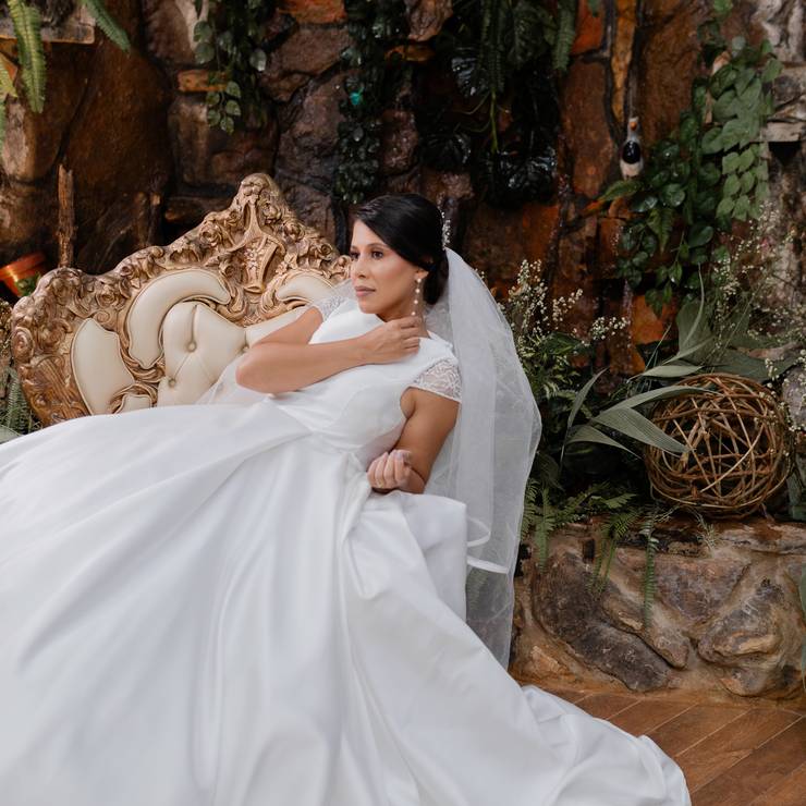 ENSAIOS FOTOGRÁFICOS PRÉVIAS DE NOIVA de Ensaio Fotográfico Prévia de Noiva - Gabriella 