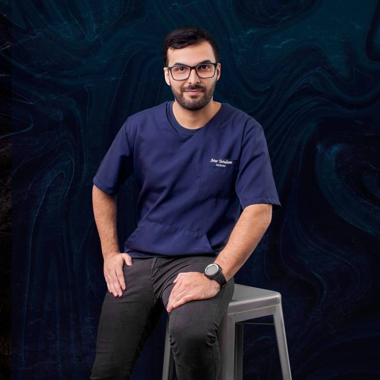 Estudio de Pefil Redes Sociais - Artur Tuliano