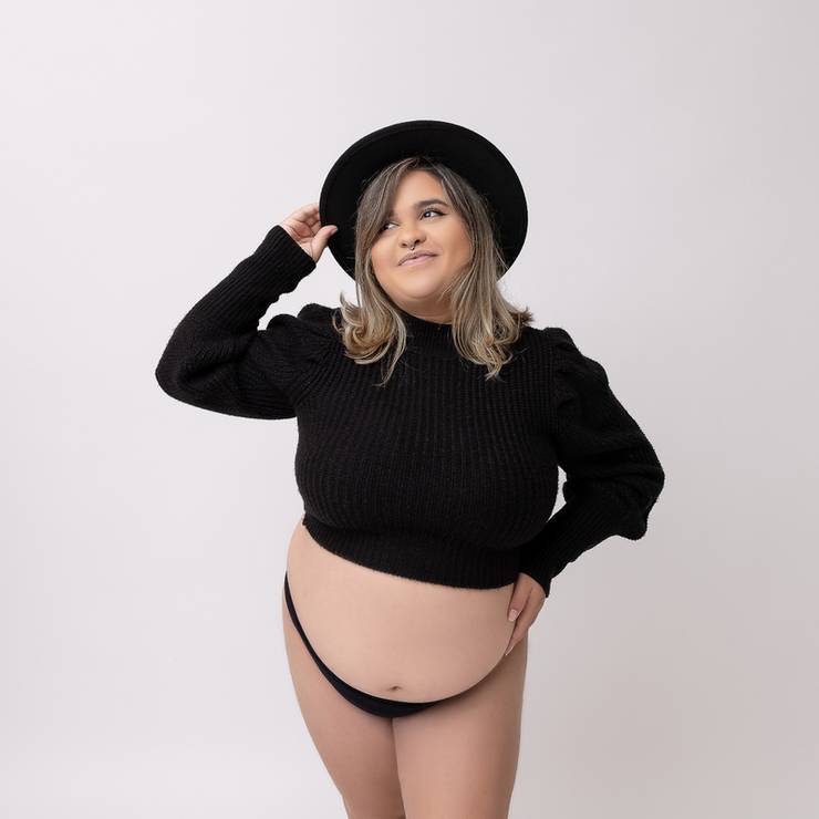 GESTANTE de ENSAIO GESTANTE EM ESTÚDIO BEATRIZ - CARAGUATATUBA