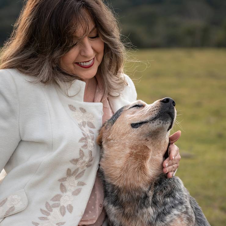DUAS METADES de Dolores, Paola e Martina 