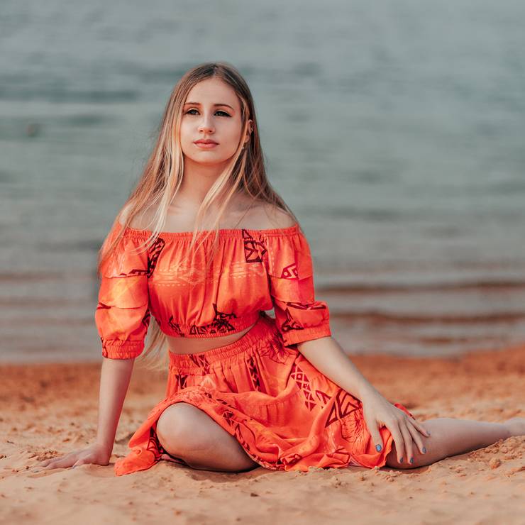 FEMININO de Maria Luisa