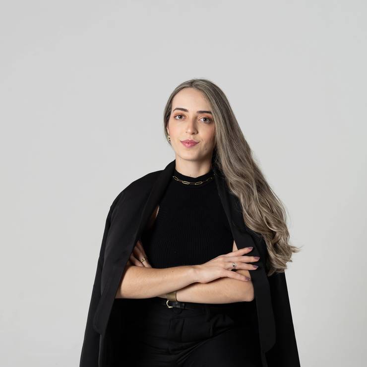 Retrato Corporativo de Caroline Ferreira