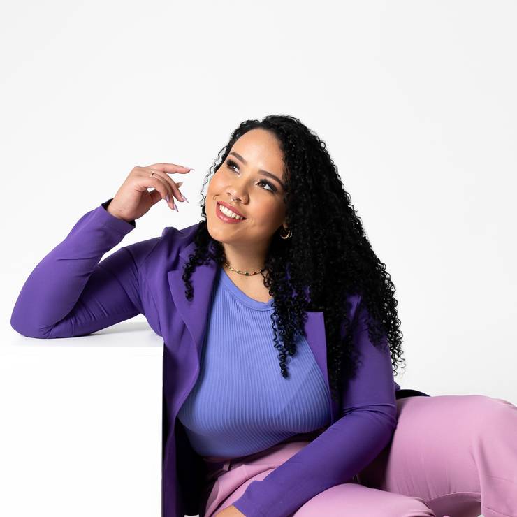 Retrato Corporativo de Djulyane Maktuby