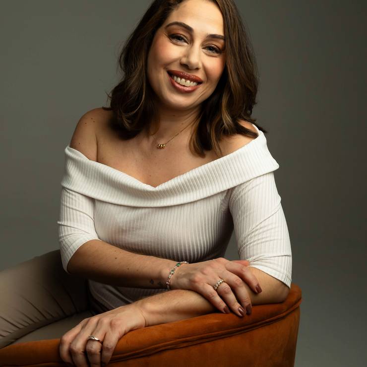 Retrato Feminino  de Maíra Salomão