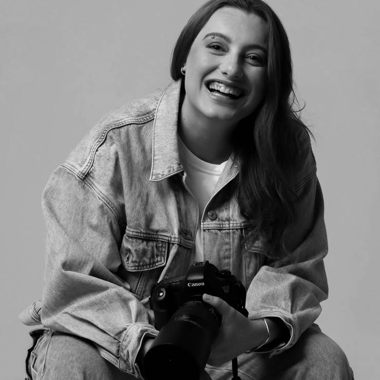 Retrato Feminino  de Djuly Engel