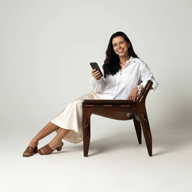 Retrato Corporativo de Maiara Leal