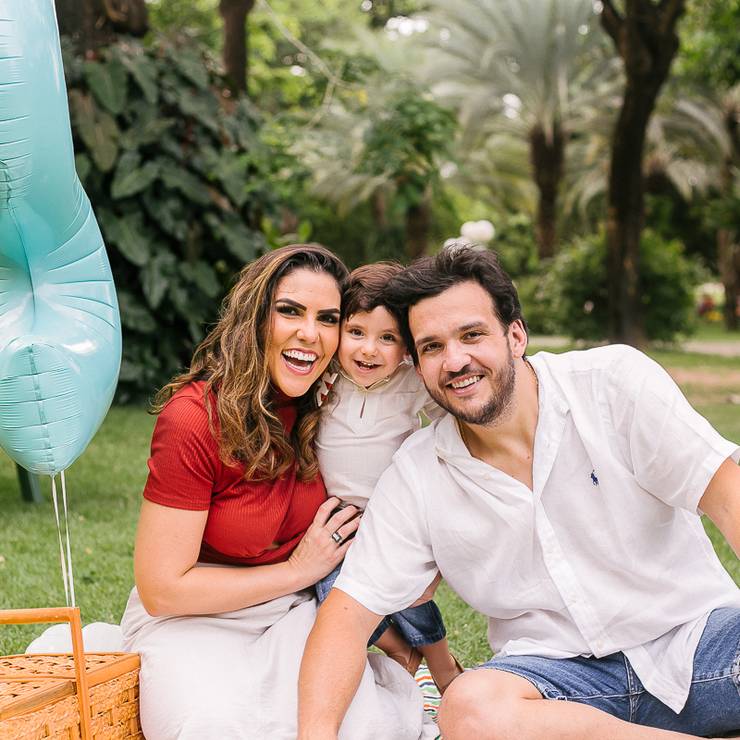 Família de 2 anos do Theo