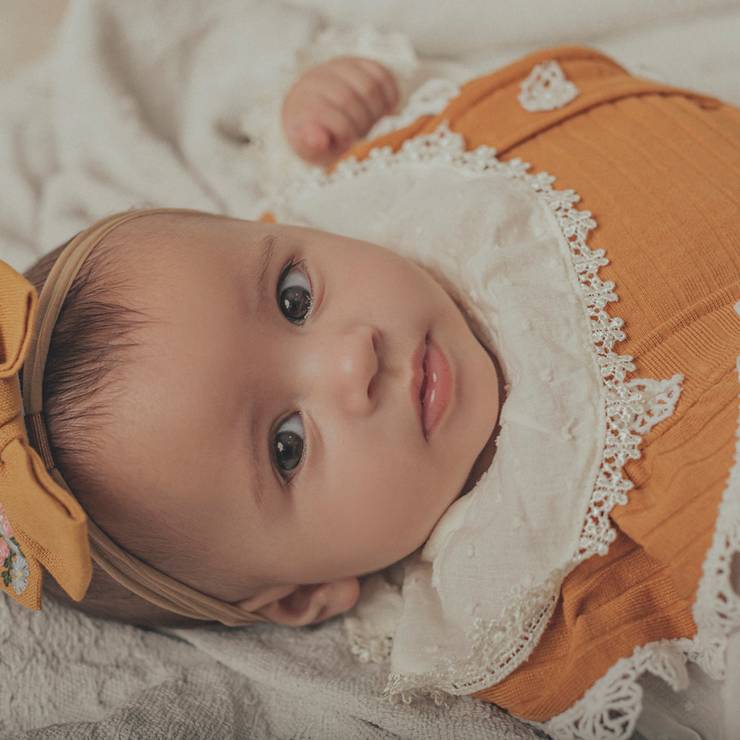 Crianças de Ayuni 5 meses