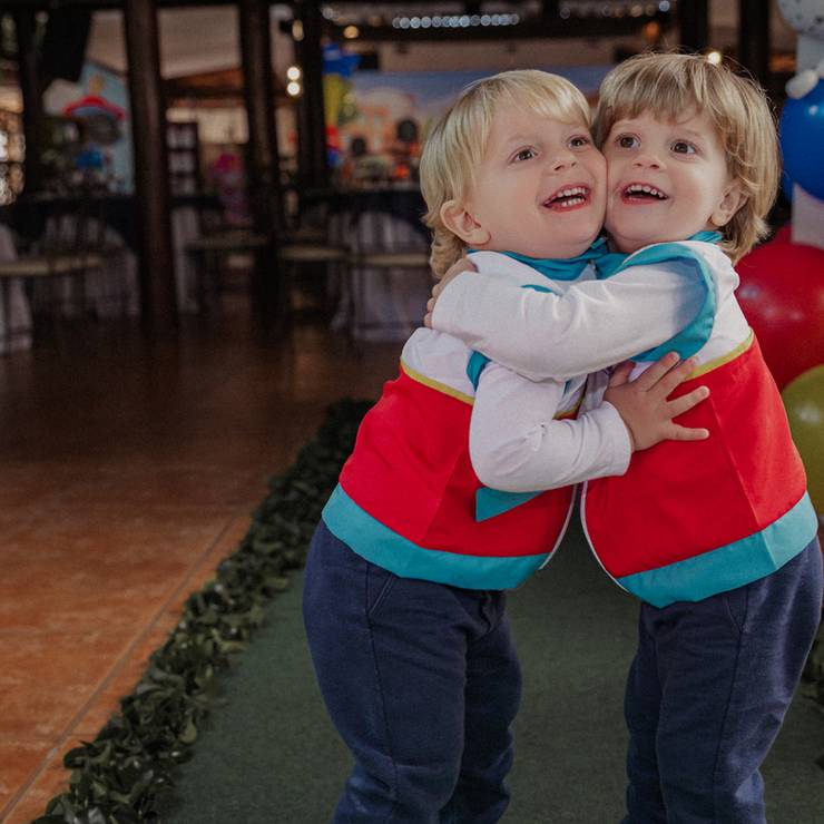 Aniversários de Miguel e Rafael - 2 anos 