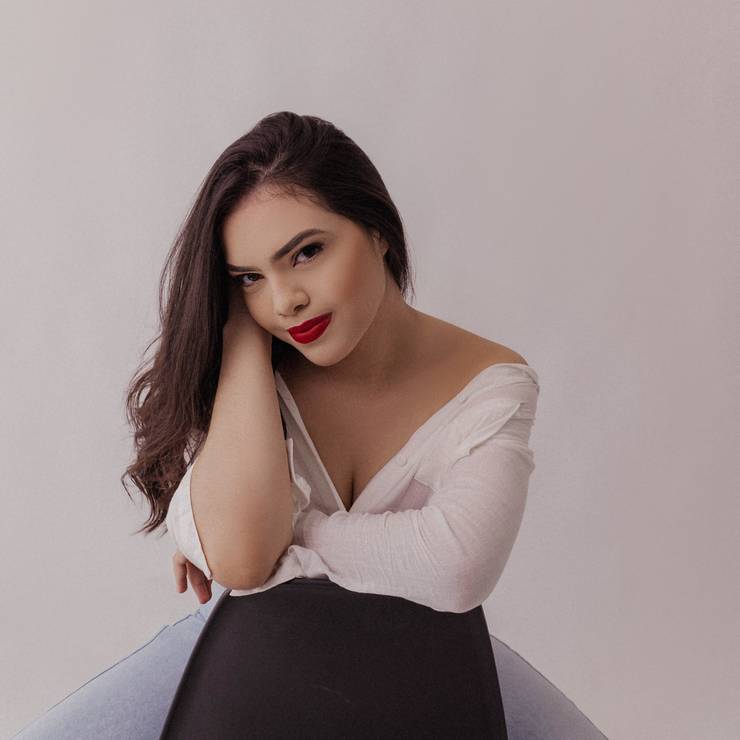 Outros de Tamires Soares - PROFISSIONAL 