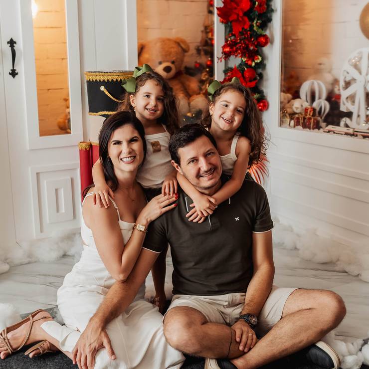 Crianças de Bella e Linda - Vitrine de Luzes