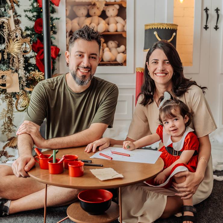 Famílias de Mila e família - Vitrine de Luzes