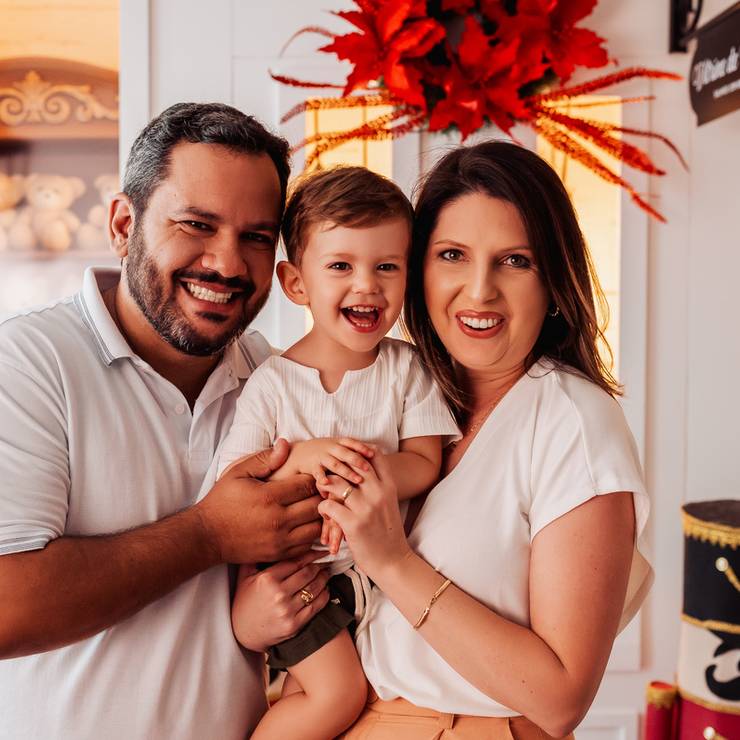 Famílias de Pedro e família - Vitrine de Luzes