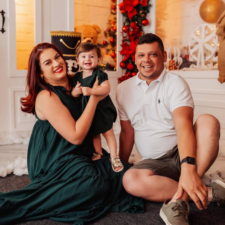 Crianças de Maria Júlia e família - Vitrine de Luzes