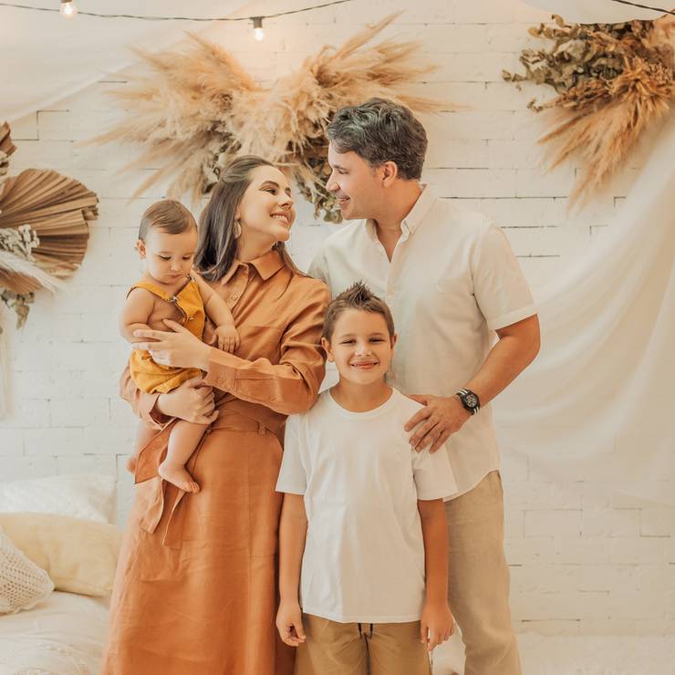 Famílias de Vania Jorge & Família - COLO DE MÃE