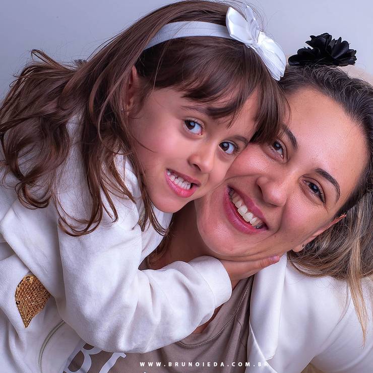 Crianças de Clara - Dia das mães 