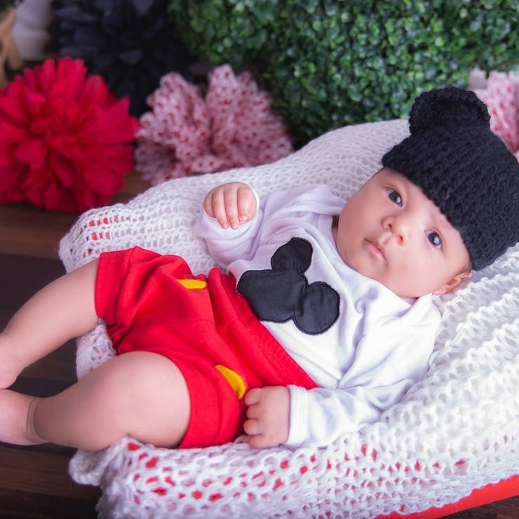 Crianças de Enzo 2 meses