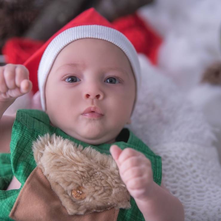 Crianças de Theo 2 meses - NATAL ENCANTADO 2018
