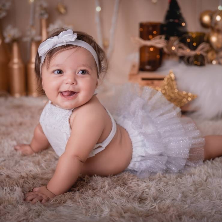 Crianças de Maria Flor 6 meses - illuminated new year 2019