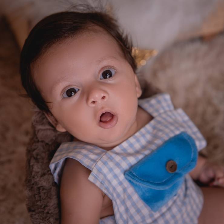 Crianças de Théo Lima 2 meses - illuminated new year 2019