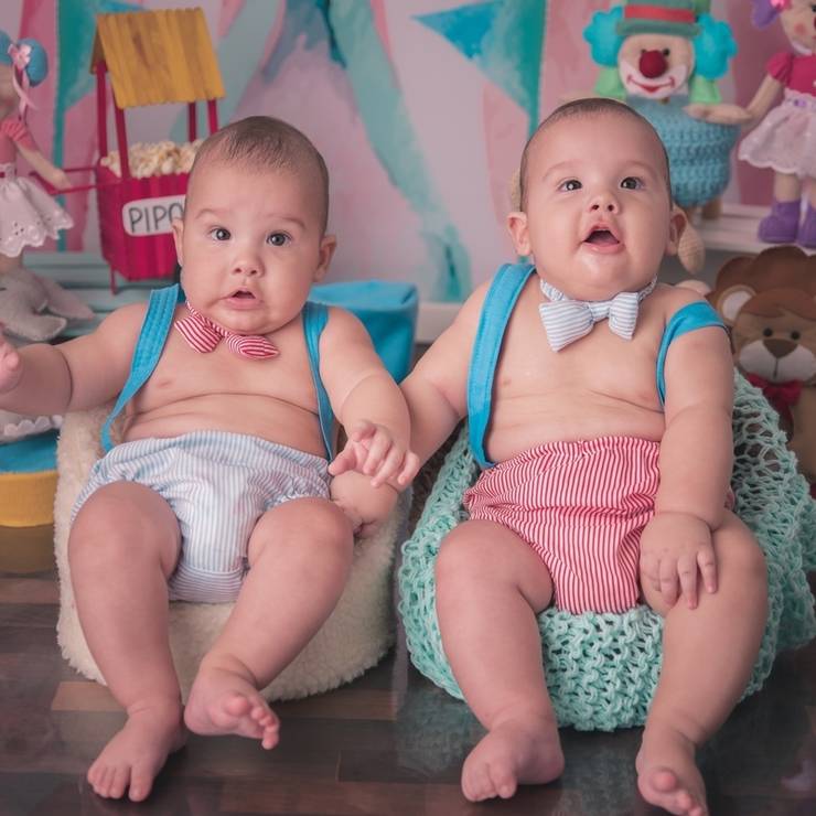 Crianças de Rafael & Henrique 6 meses