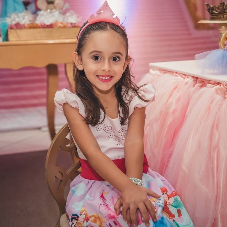 Aniversários de Clara Capelazzo 5 anos