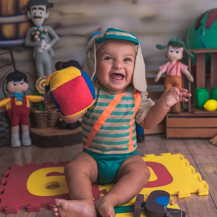 Crianças de Henry 8 meses